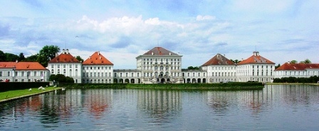 ドイツ周遊 ニンフェンブルク宮殿でバイエルン王国の栄華を味わう桜