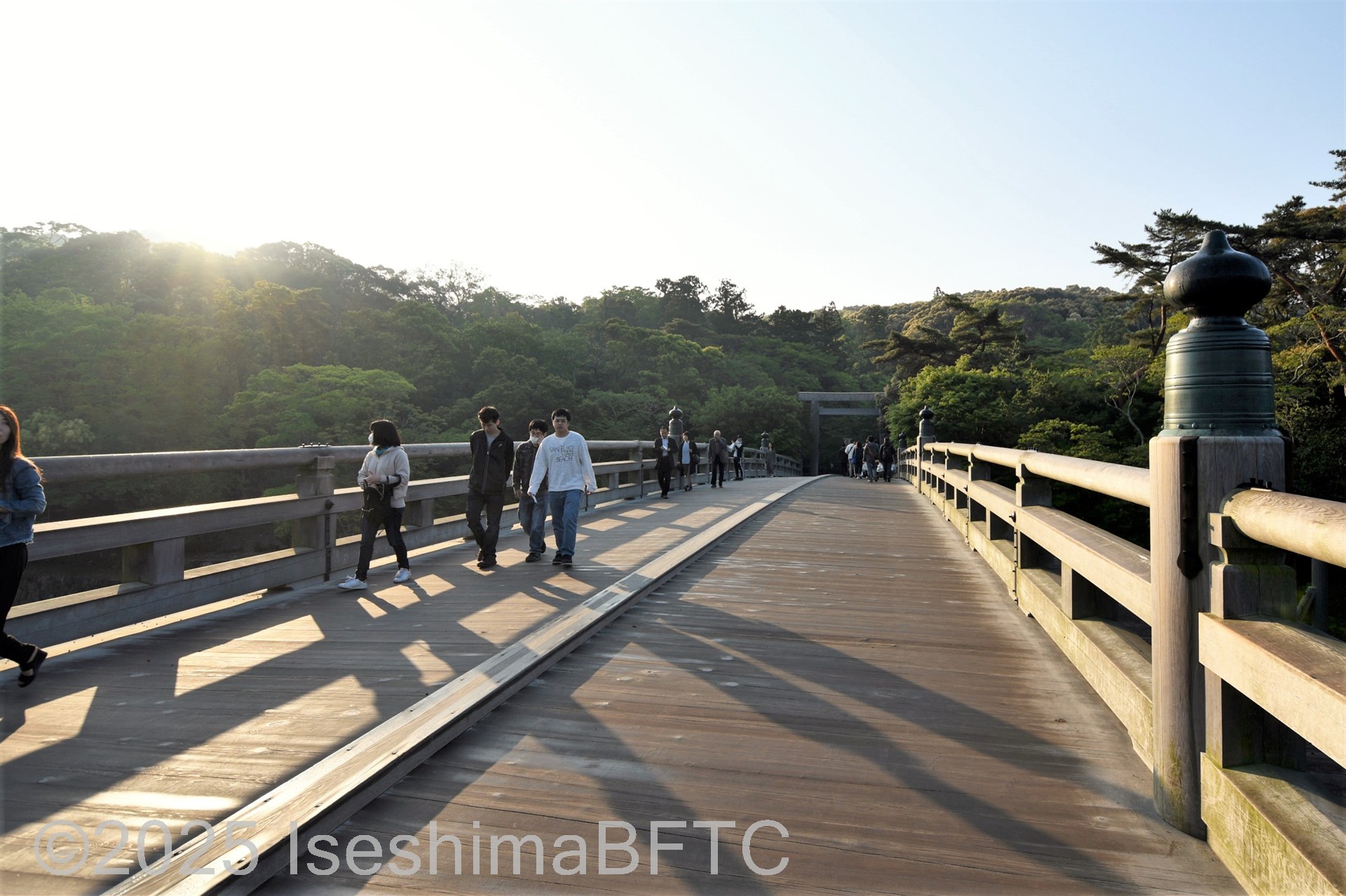 伊勢神宮内宮・宇治橋ニッポン旅マガジン