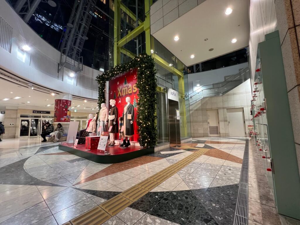 JR札幌駅コインロッカーの場所や荷物預かりまとめ。空き状況や大型スーツケース対応も紹介コインロッカーのしおり