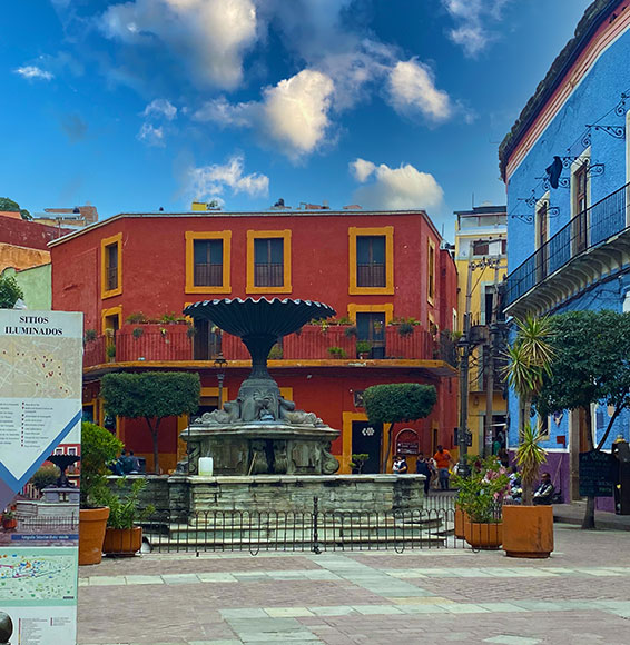 メキシコ町の入り口 写真TikTok