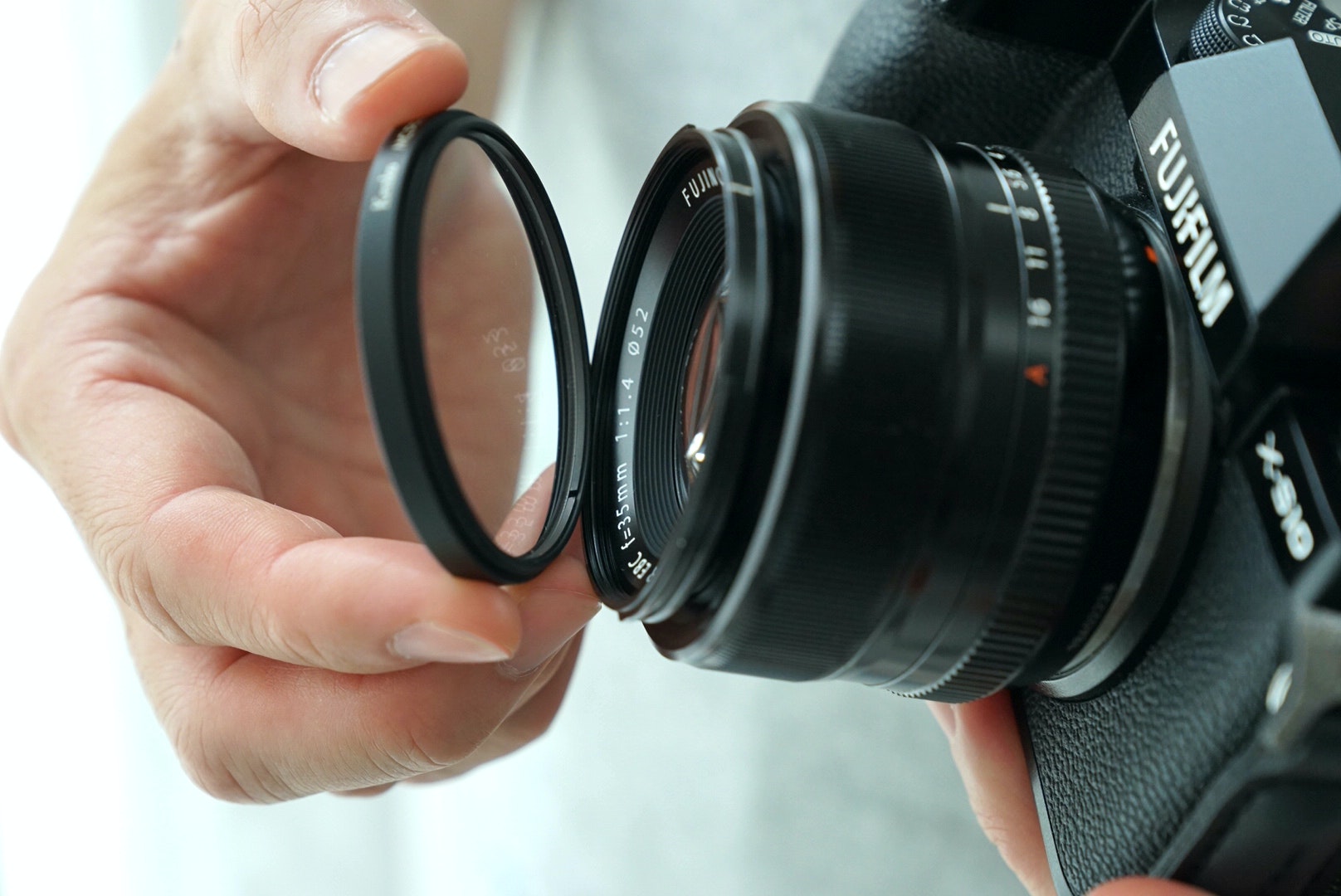 KEIYO新製品 車のフロントガラスの映り込みを低減するドライブレコーダー用偏光フィルター「貼るミエ」を本日より販売を開始します！！株式会社慶洋エンジニアリングのプレスリリース