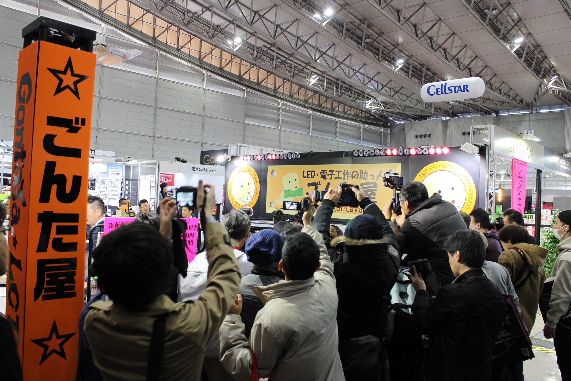 東京オートサロン2019 コンパニオン画像全ブース網羅！MOBYモビー