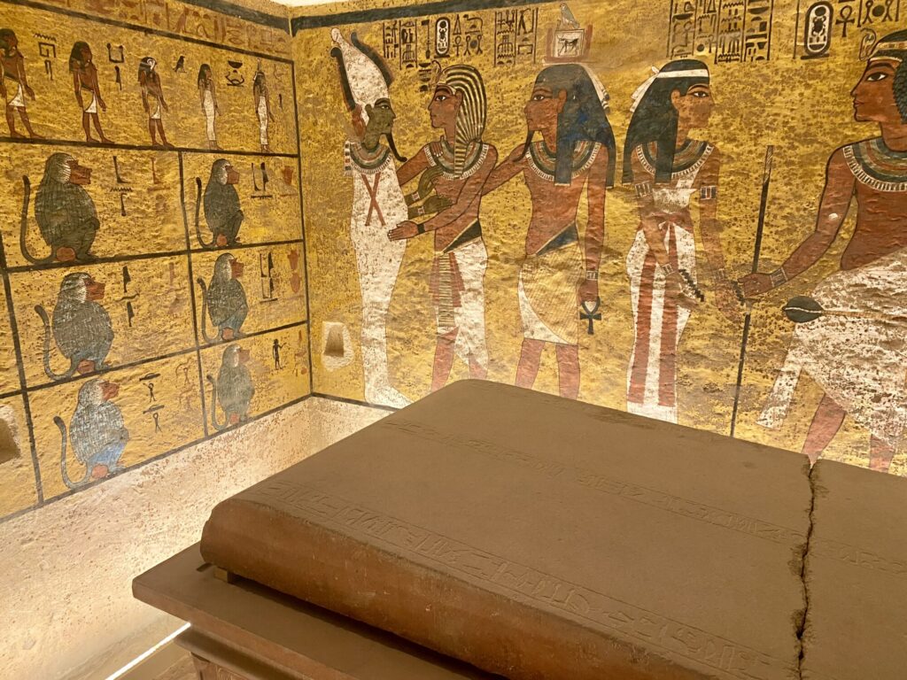 ツタンカーメン王の墓の物語：なぜ有名になったのか