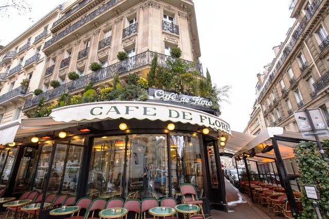 ヨーロッパのクラシックなカフェWorldVoyageTravel & Culture