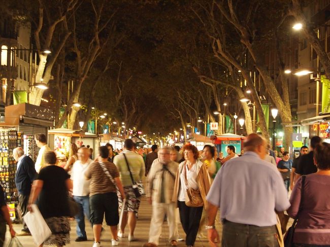 今注目のバルセロナランブラス通り、人気の宿泊先 ホテル Best