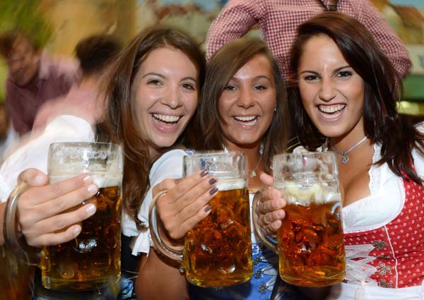 ドイツ・オクトーバーフェスト２０１２ 写真特集：時事ドットコム