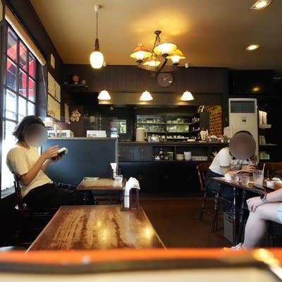 喫茶チロル京都府・二条城前- CafeSnap