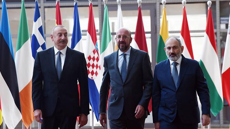 ゼレンシキー大統領、アリエフ・アゼルバイジャン大統領をウクライナへ招待