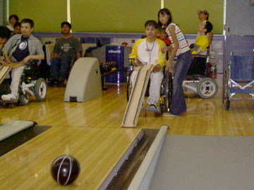 エタニティの面白いボウリングギフトの価格表エタニティ