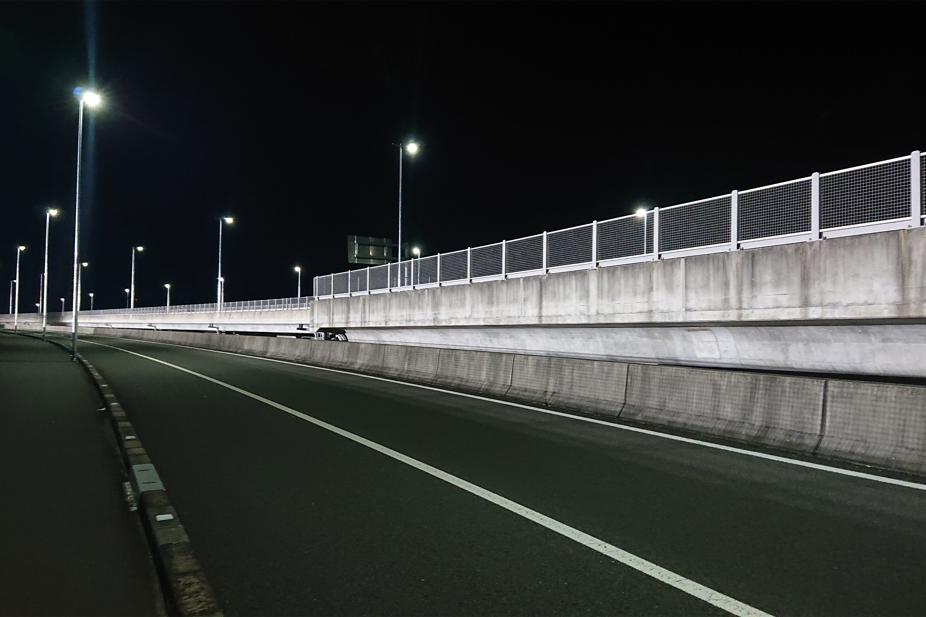 夜の高速道路の写真素材・画像素材 Image 19534585