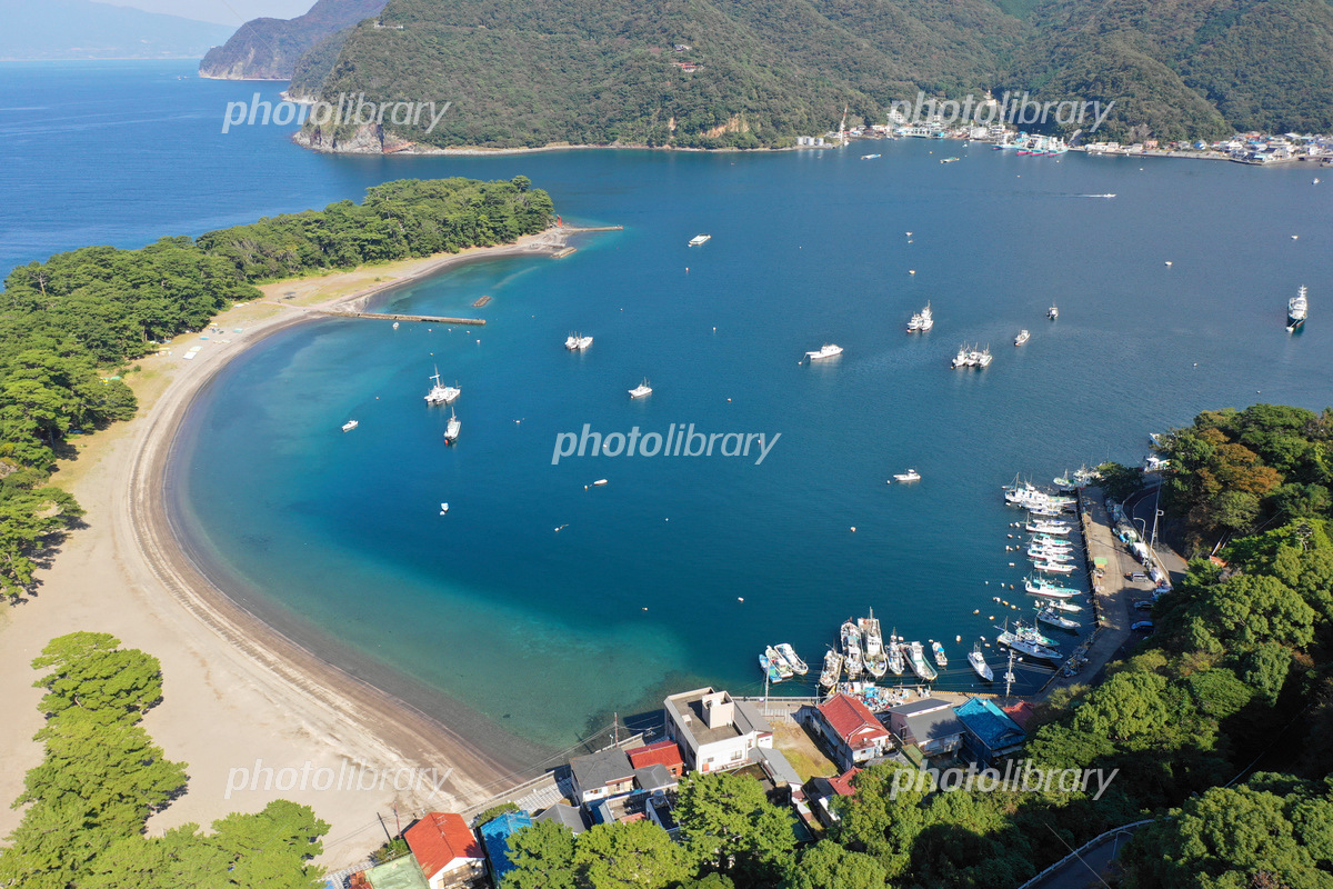 沼津市にある戸田港・御浜海水浴場で誰もいない美しい海と砂浜を旅行探検してきました！旅行探検部～おすすめスポットを観光旅行しながら探検も楽しんでます～