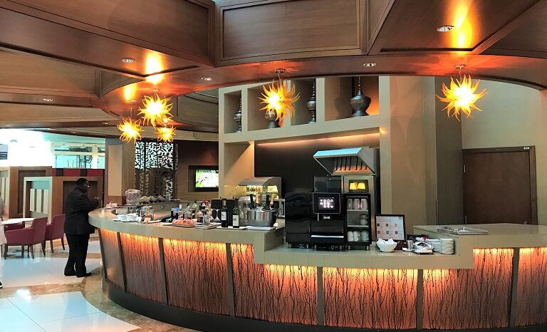 ドバイ空港」ターミナル3にある「プライオリティパス ラウンジ」について解説！トリップガイド