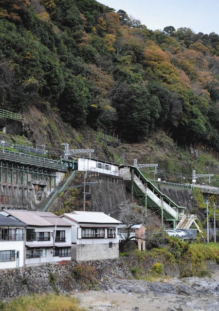 廃墟探索千歳楼 愛知県春日井市玉野町の廃墟探索経営破綻後も数々の事件が起こる