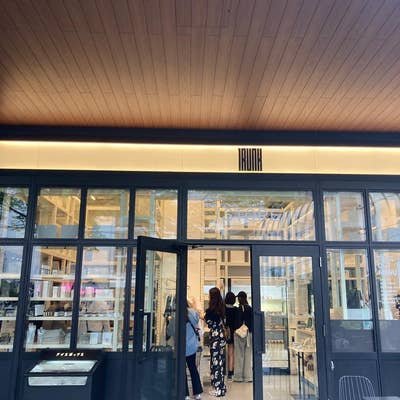 TRUNK KITCHEN 」hitologカフェ記録hitolog東京hitologバースデープレート記録 ❤️少し前ですが誕生日の際にサプライズでバースデープレートを用意して貰いました😭 ありがとう⭐︎