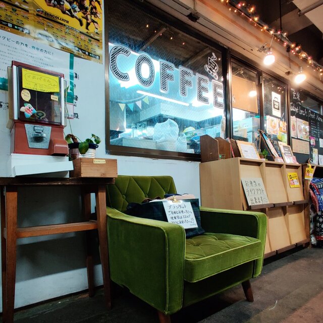 是政『cafe bond』でランチも焼き菓子も楽しむうちに、いつの間にか長居をしていたさんたつ by 散歩の達人