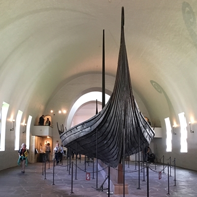 ルシラ』赤い乙女。血に飢えた女ヴァイキングについて - チキンのネタ倉庫