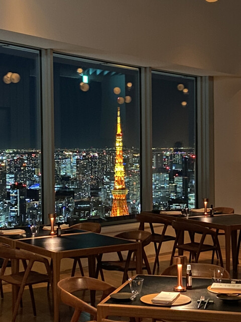 リニューアルした六本木ヒルズの展望台「東京シティビュー」＆屋上展望台「スカイデッキ」のライトアップ ザ サン&ザ ムーン