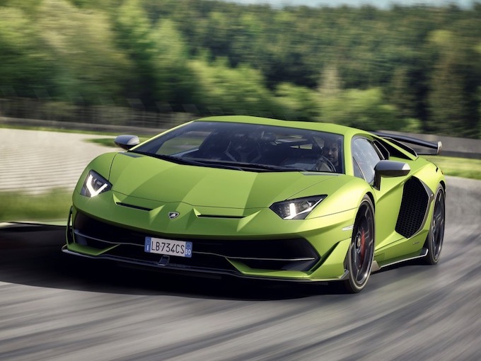 スーパーカーとはどんな車？ ブームの歴史やメーカーブランド別にモデルを一覧紹介！：特選車日刊カーセンサ