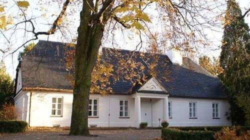 ワルシャワからジェラゾバボラへ〜ショパンの生家でイベント編〜ポーランド暮らしのヨーロッパ贔屓旅行記〜時々アジア