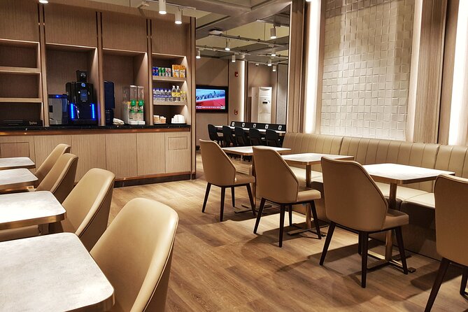 インド旅行記 ＃16 デリー空港のプラザ・プレミアムラウンジで夜明かしseiのソロ旅ダイアリー 〜海外一人旅ブログ