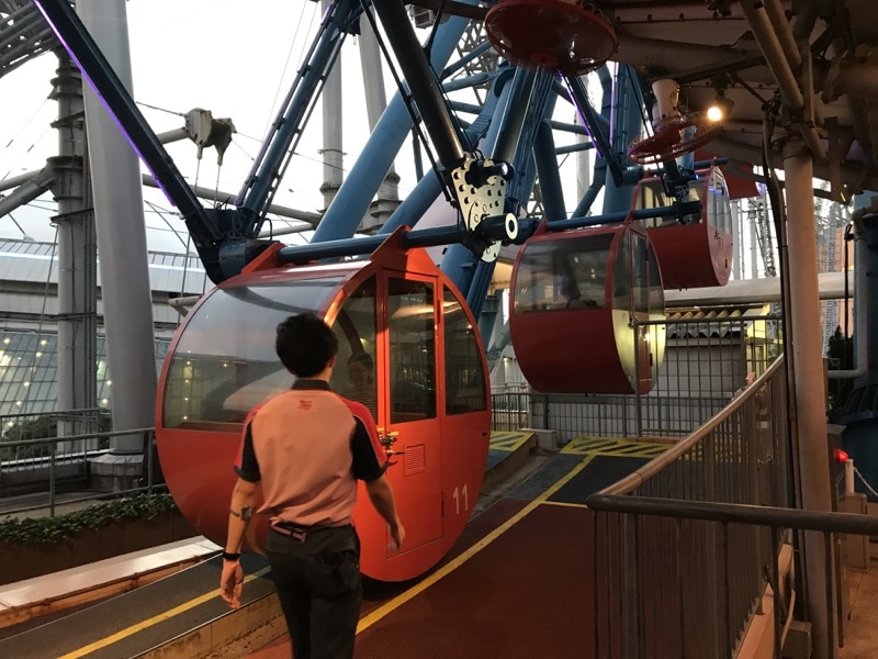 東京ドームシティ アトラクションズ×ジョイサウンド、世界初“カラオケが楽しめる観覧車”誕生 - ファッションプレス