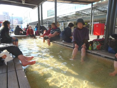 熱海 足湯スポット6選！無料あり。絶景足湯でリラックスデートにもcocoyuco