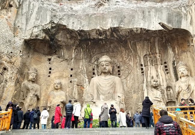洛陽・体験記1 世界遺産・龍門石窟へ仏たちと1500年の歴史にふれた旅World heritage