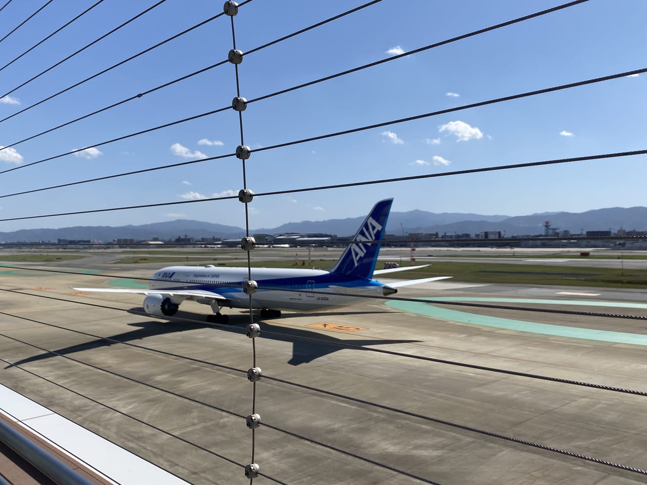 展望デッキは楽しいぞ！ 伊丹空港 大阪国際空港展望デッキで楽しむ秋の夕暮れ。ソエジマックス Soezimax